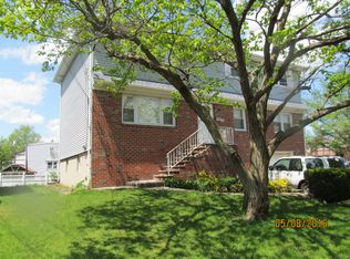 22 Sievers Ln, South Hackensack, NJ 07606