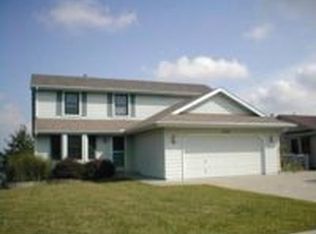 3718 SW Moundview Ct, Topeka, KS 66610