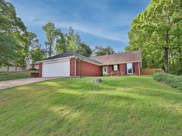 3209 Silver Lake Dr, Phenix City, AL 36867
