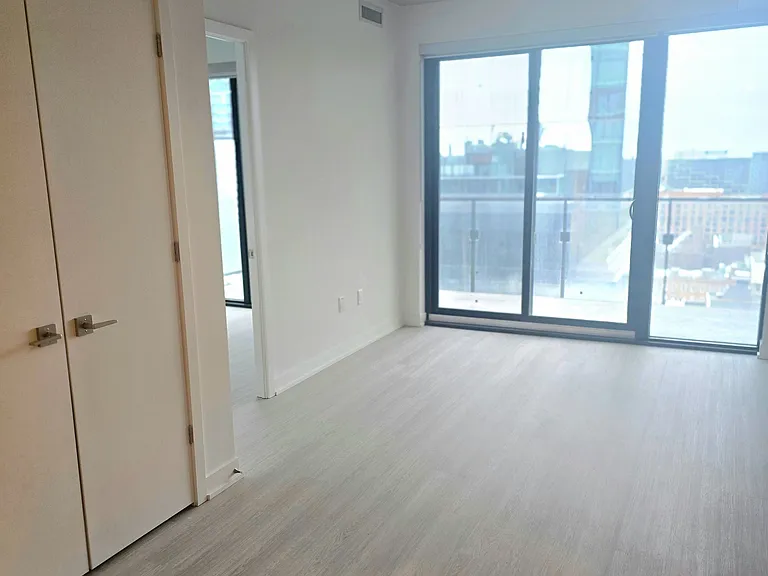 284 King St E #1303 — Photo 3