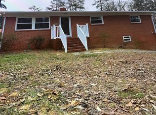 3520 Pine Valley Rd, High Point, NC 27265