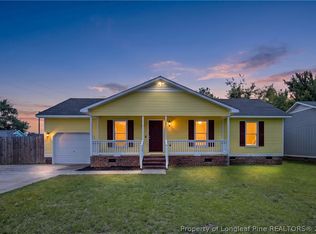 1407 Farwell Dr, Fayetteville, NC 28304