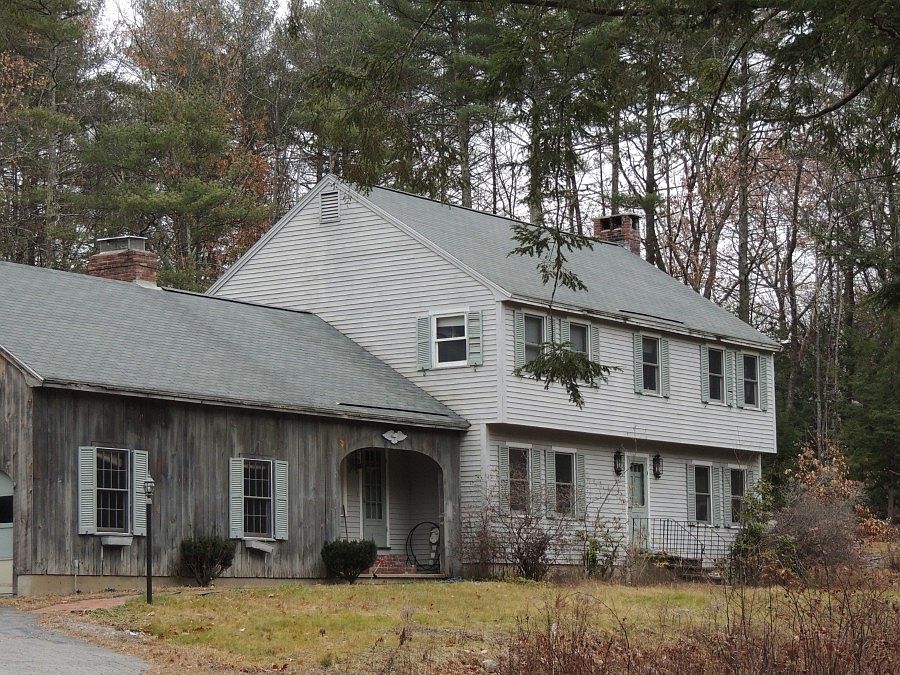 1st image of 25 Holly Hill Dr