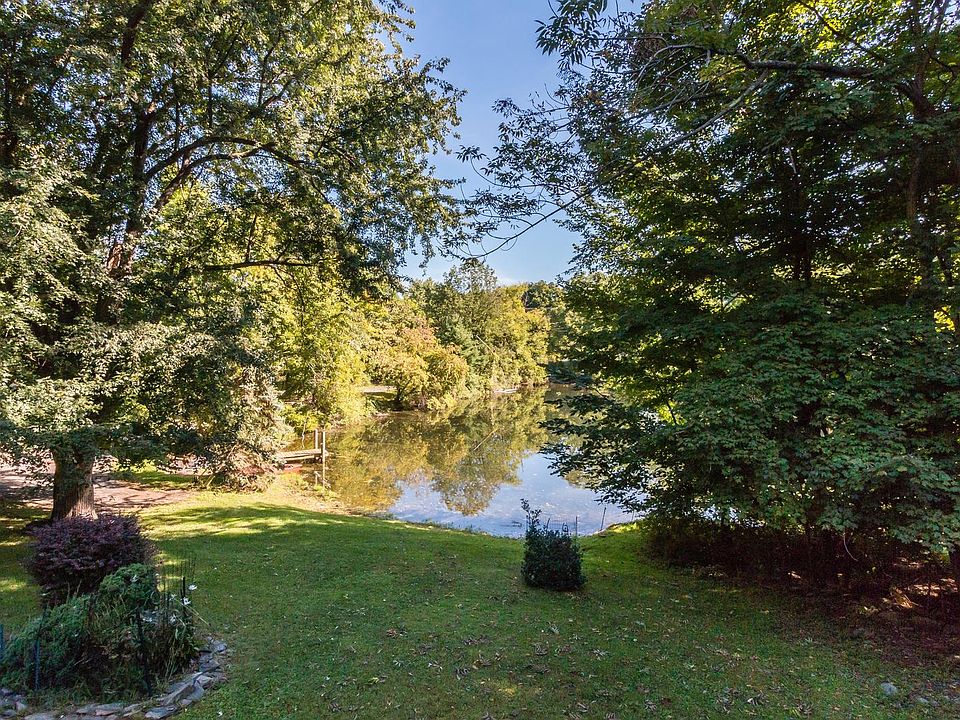 1st image of 257 Orchard Dr