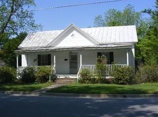 318 S Wm Hooker Dr, Hookerton, NC 28538