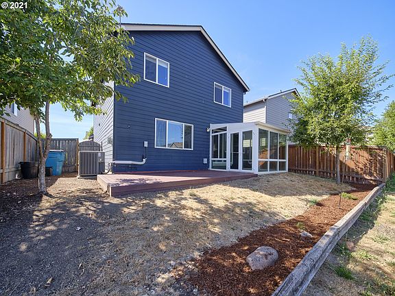 4th image of 7921 NE 19th Cir