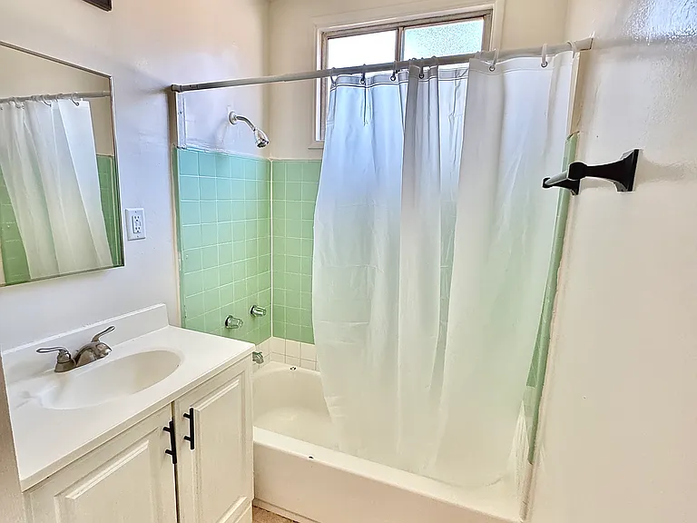 6743 Haskell Ave #3 — Photo 13