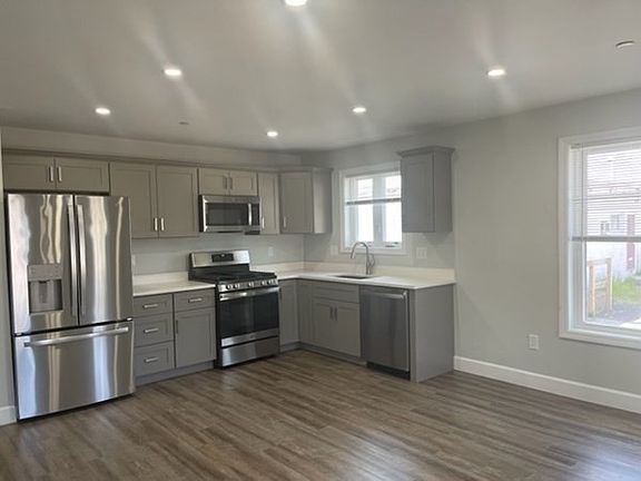 2nd image of 129 Pleasant St Floor 2