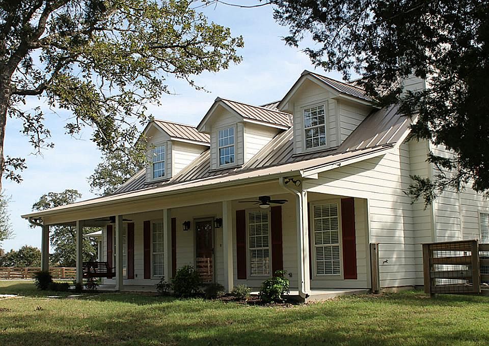 1st image of 2302 County Road 107