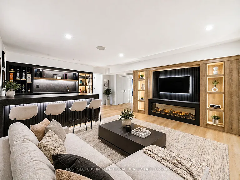 27 Inverleigh Dr — Photo 39