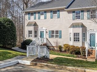 319 Silverberry Ct, Cary, NC 27513