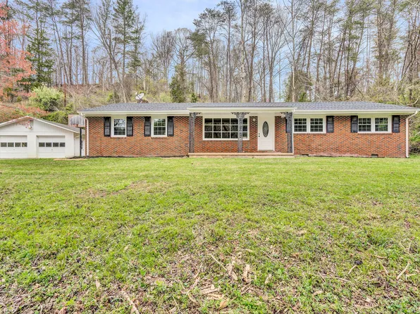 4862 Ferguson Valley Rd, Roanoke, VA 24014