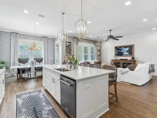 48 Chapman St, Santa Rosa Beach, FL 32459