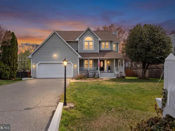 12005 Arbor Glen Dr, Fredericksburg, VA 22407