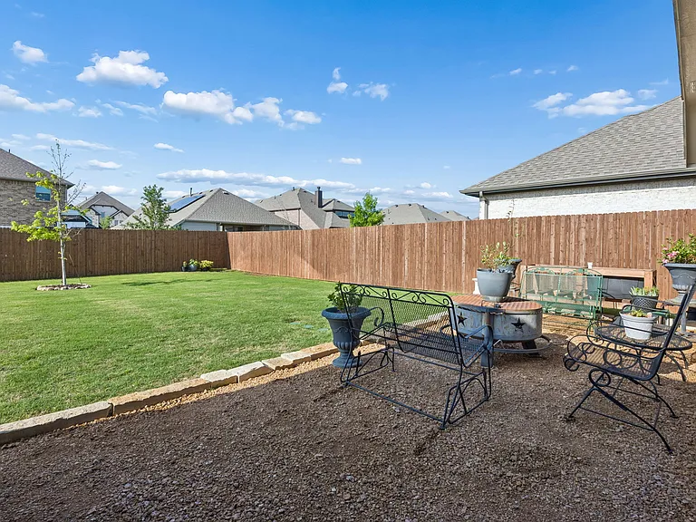 1009 Moss Grove Trl — Photo 21