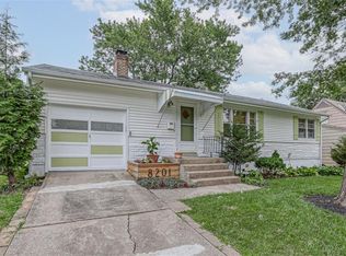 8201 Main St, Kansas City, MO 64114