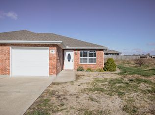 1114 Kimmy Ln APT B, Warrensburg, MO 64093