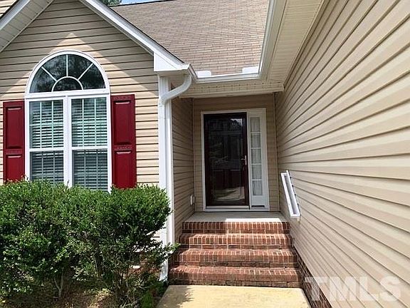 2nd image of 491 Omaha Dr