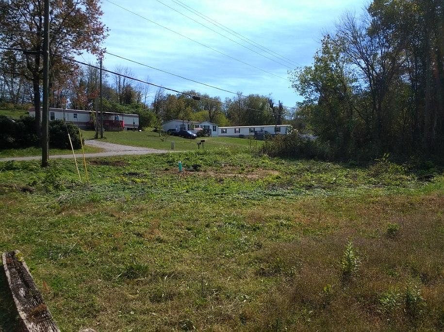 2nd image of 1801 Saylors Ford Rd
