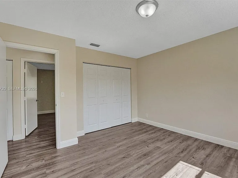 1224 Sussex St — Photo 34