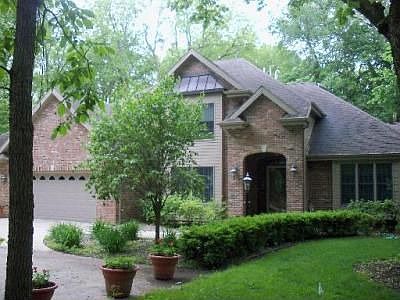 1st image of 1680 Waterford Pl