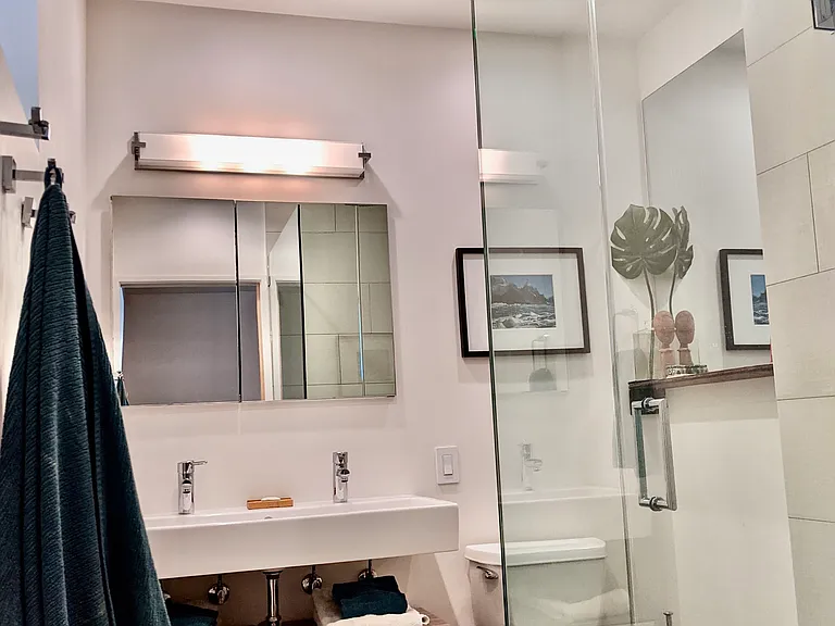 2019 W Cullom Ave #1 — Photo 12