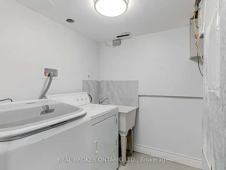 47 Rotary Dr — Photo 8
