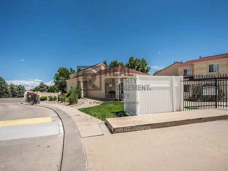 4141 Outlook Blvd #N — Photo 32