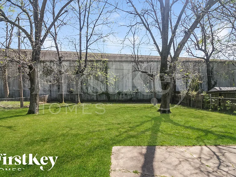 5405 Lyford Ave — Photo 18