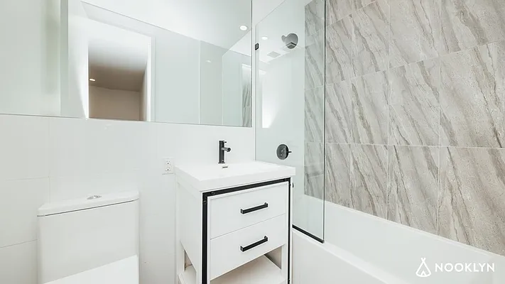 Rented by Nooklyn NYC LLC | media 42