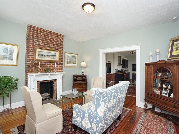 4th image of 1809 Courtland Ave #1809