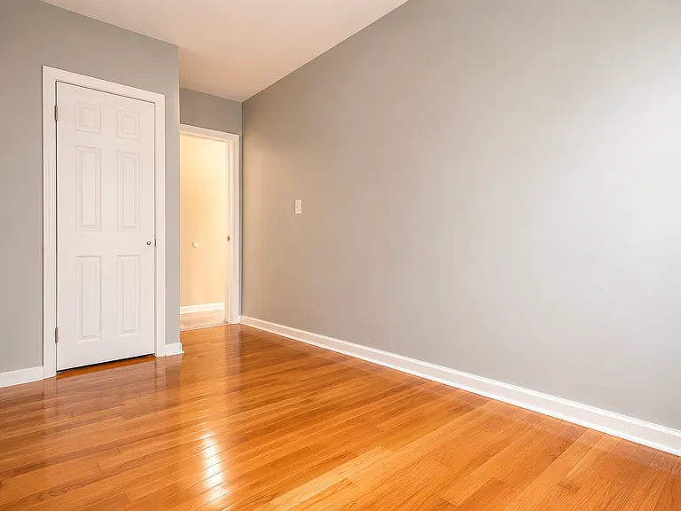131 Osborne Ter #2F — Photo 6