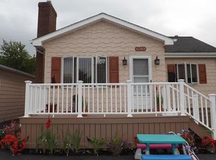 6503 W Britton Dr, Niagara Falls, NY 14305