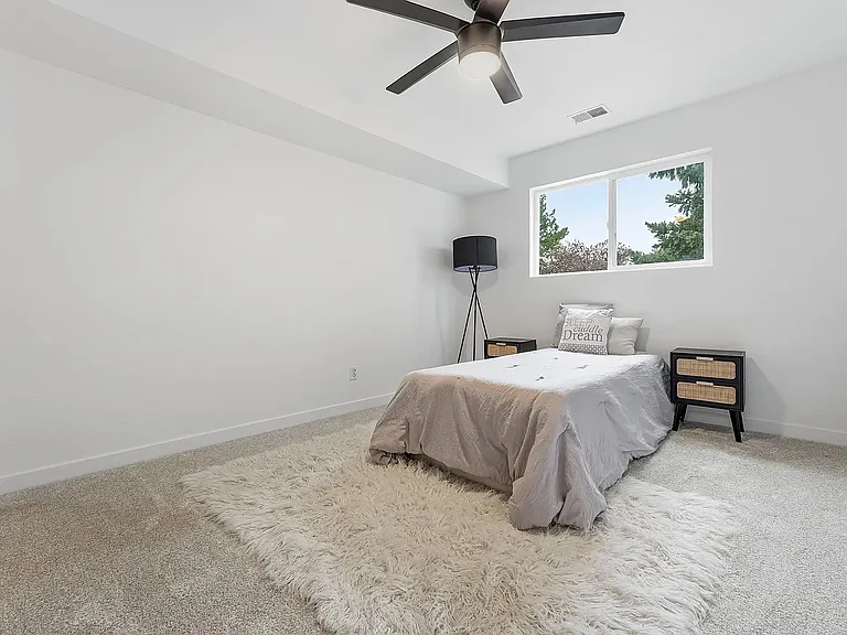 3790 Iris Ave — Photo 9