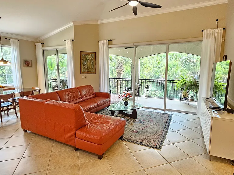 118 Bella Vista Ter #7C — Photo 43
