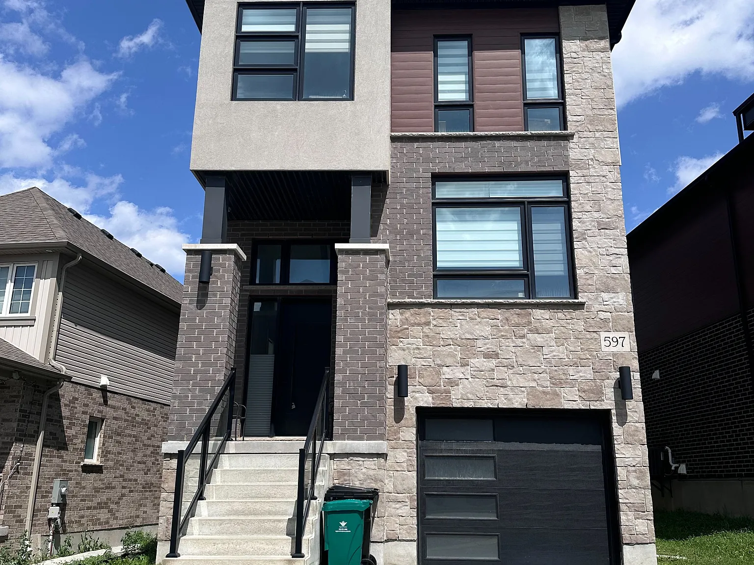 4 bed, $3,150 — Photo 2