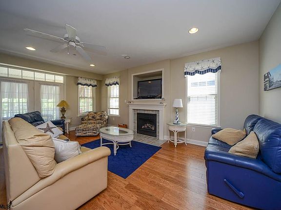 5th image of 1325 Wesley Ave #2