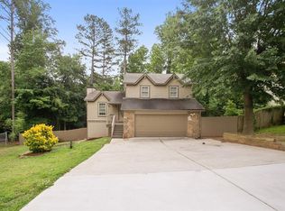 5420 Nathan Dr, Lilburn, GA 30047
