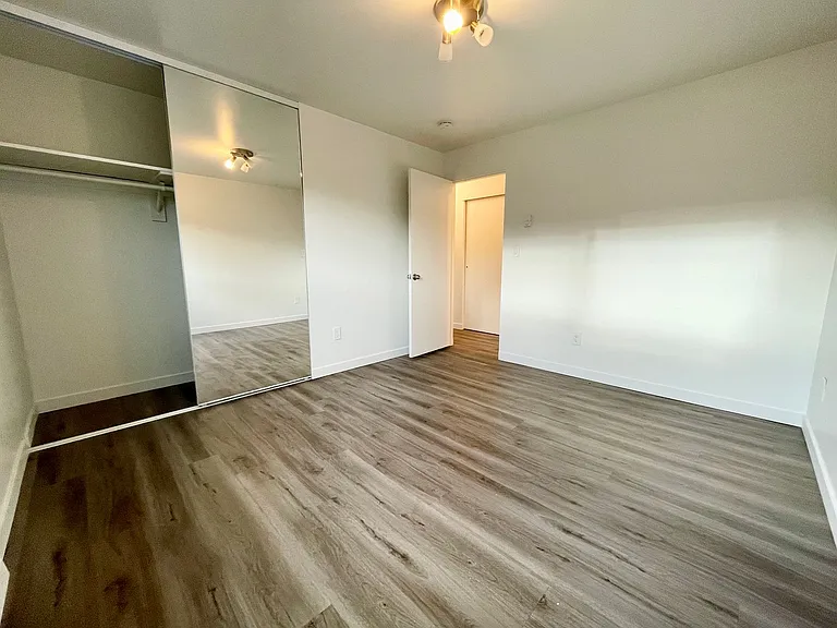 Barbi Apartments — Photo 47