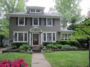 88 E Bergen Pl, Red Bank, NJ 07701
