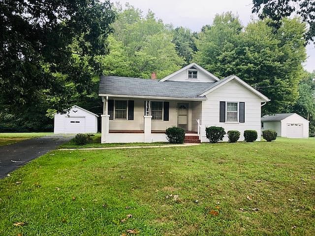 1st image of 200 Parkway Dr