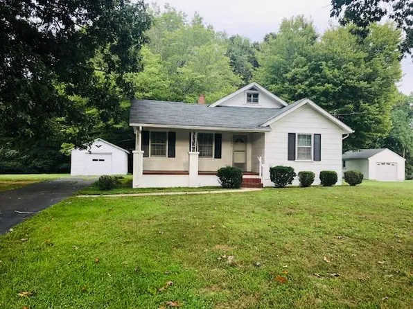 200 Parkway Dr, Danville, VA 24541