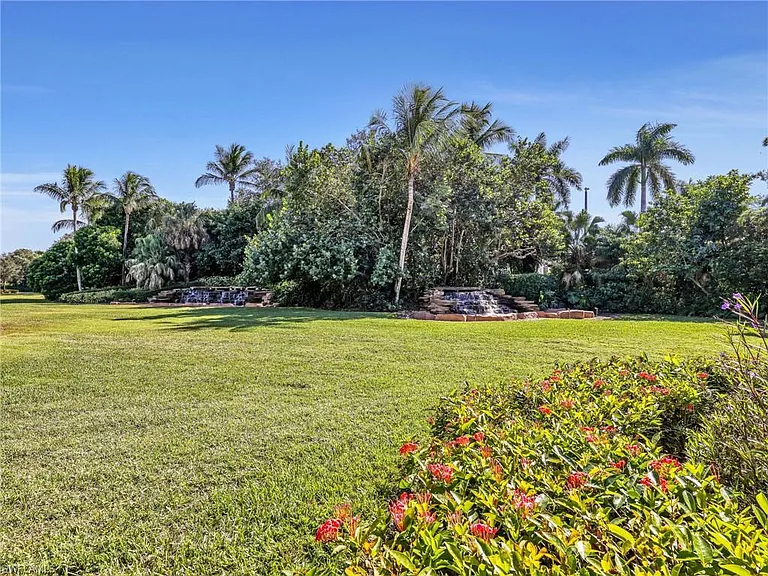 8060 Players Cove Dr #101 — Photo 9