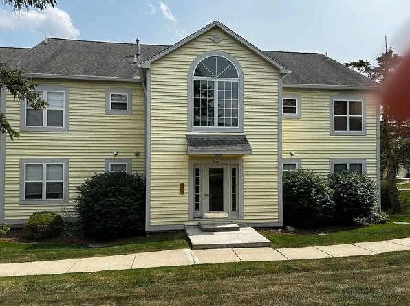 2205 S Huron Pkwy APT 3, Ann Arbor, MI 48104