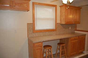4th image of 9 Meadow Ln