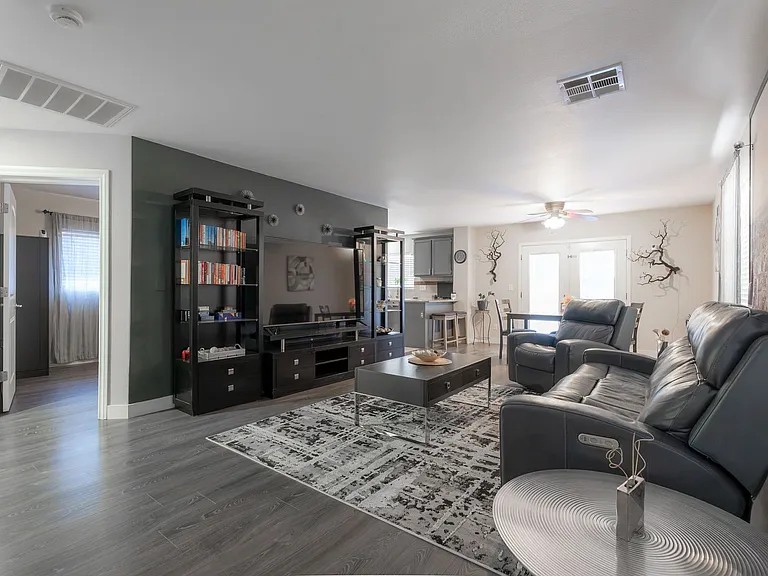 7578 Hope Valley St — Photo 1