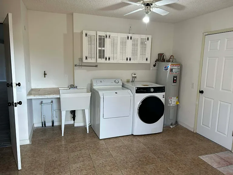 12511 W Skylark Dr — Photo 3