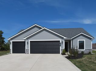 323 Persimmon Cv, Fort Wayne, IN 46814