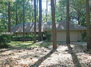 36 Pineland Rd, Hilton Head Island, SC 29926