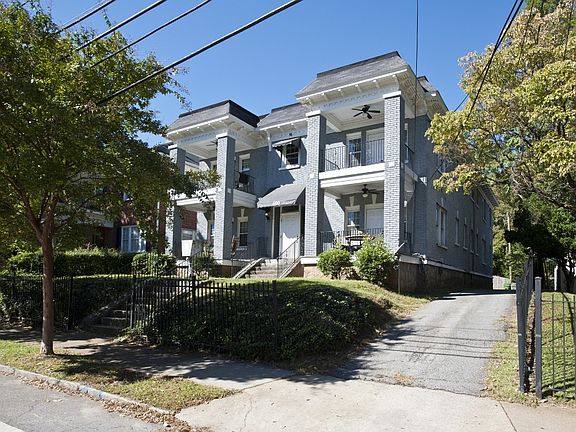 5th image of 500 Parkway Dr NE #11206110